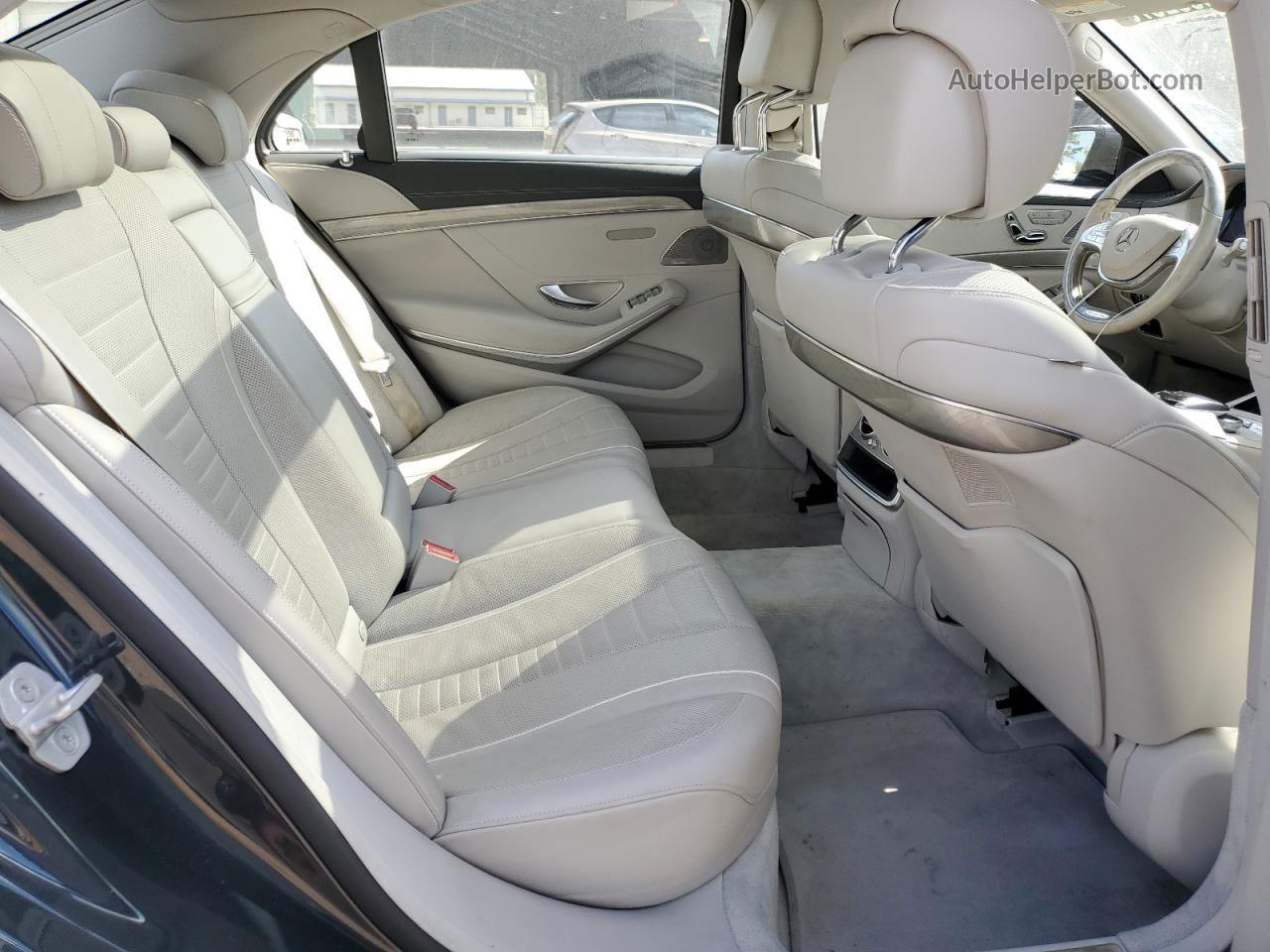 2015 Mercedes-benz S 550 Синий vin: WDDUG8CB2FA160012