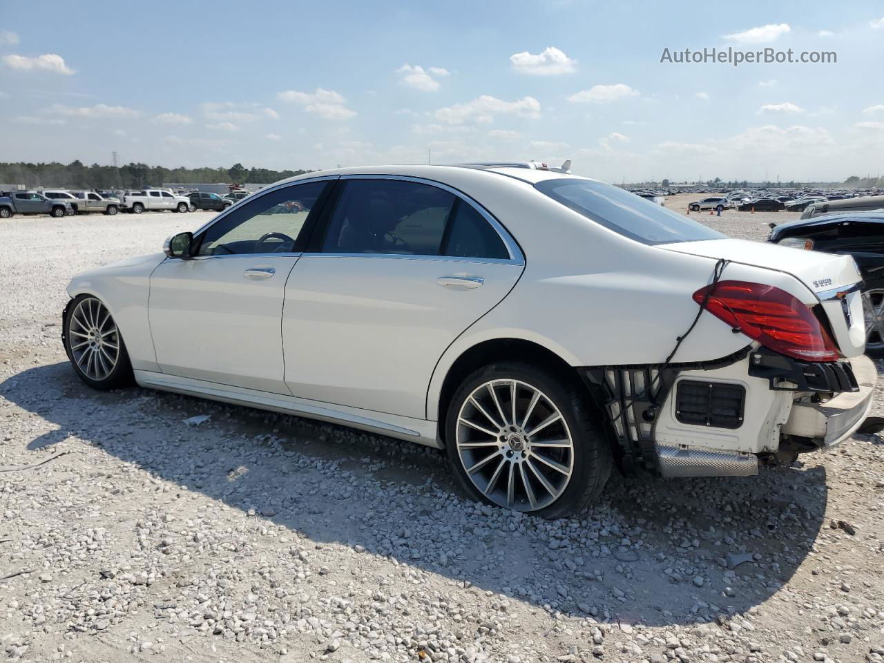 2015 Mercedes-benz S 550 White vin: WDDUG8CB6FA109595