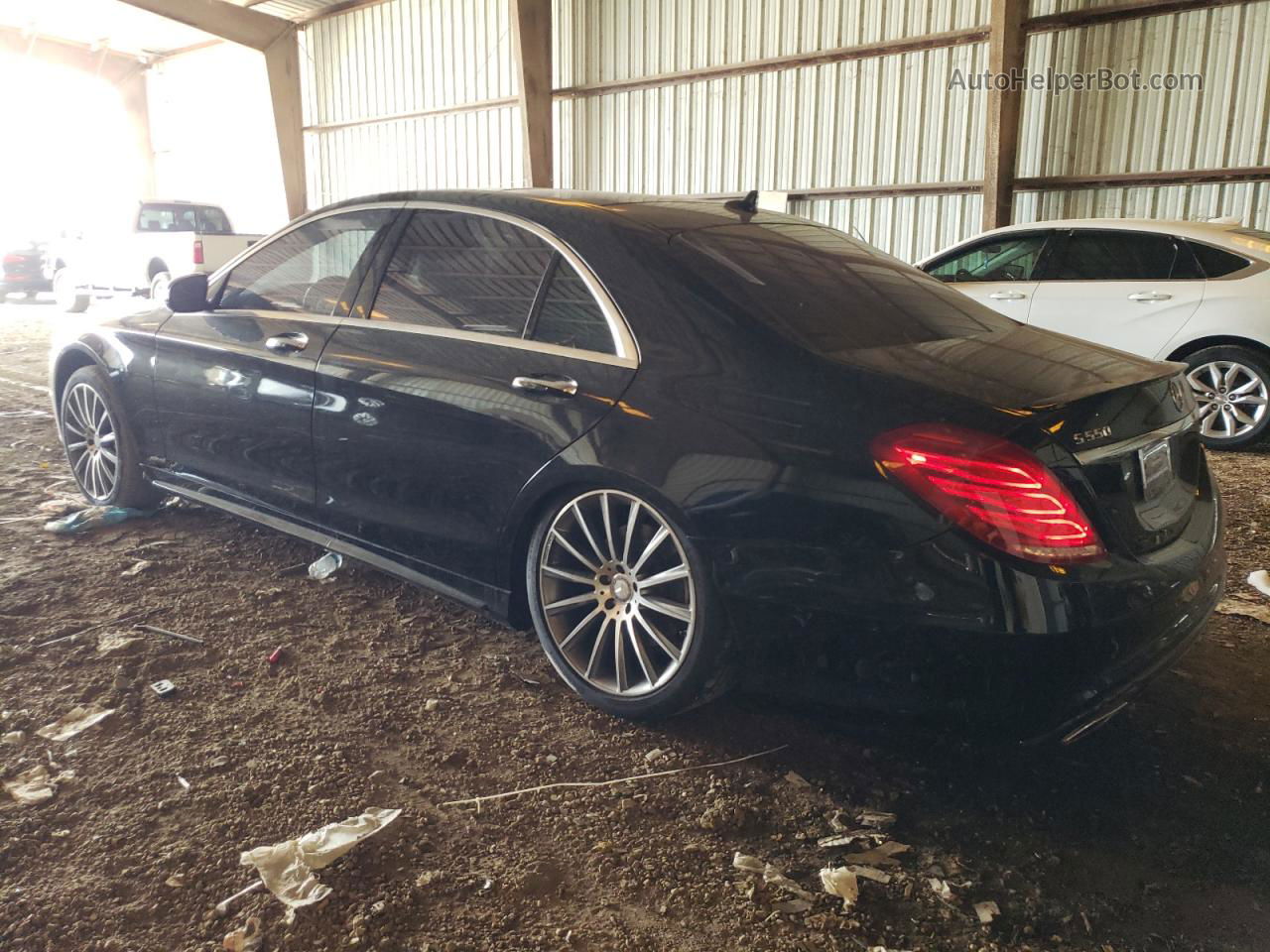 2015 Mercedes-benz S 550 Черный vin: WDDUG8CB8FA130867