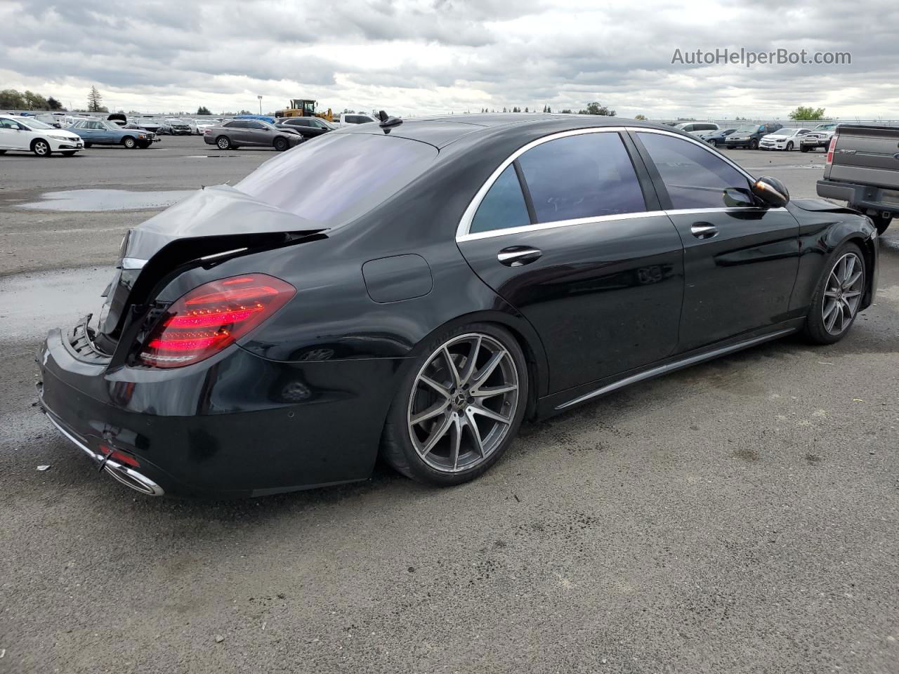 2019 Mercedes-benz S 560 Черный vin: WDDUG8DB5KA490154