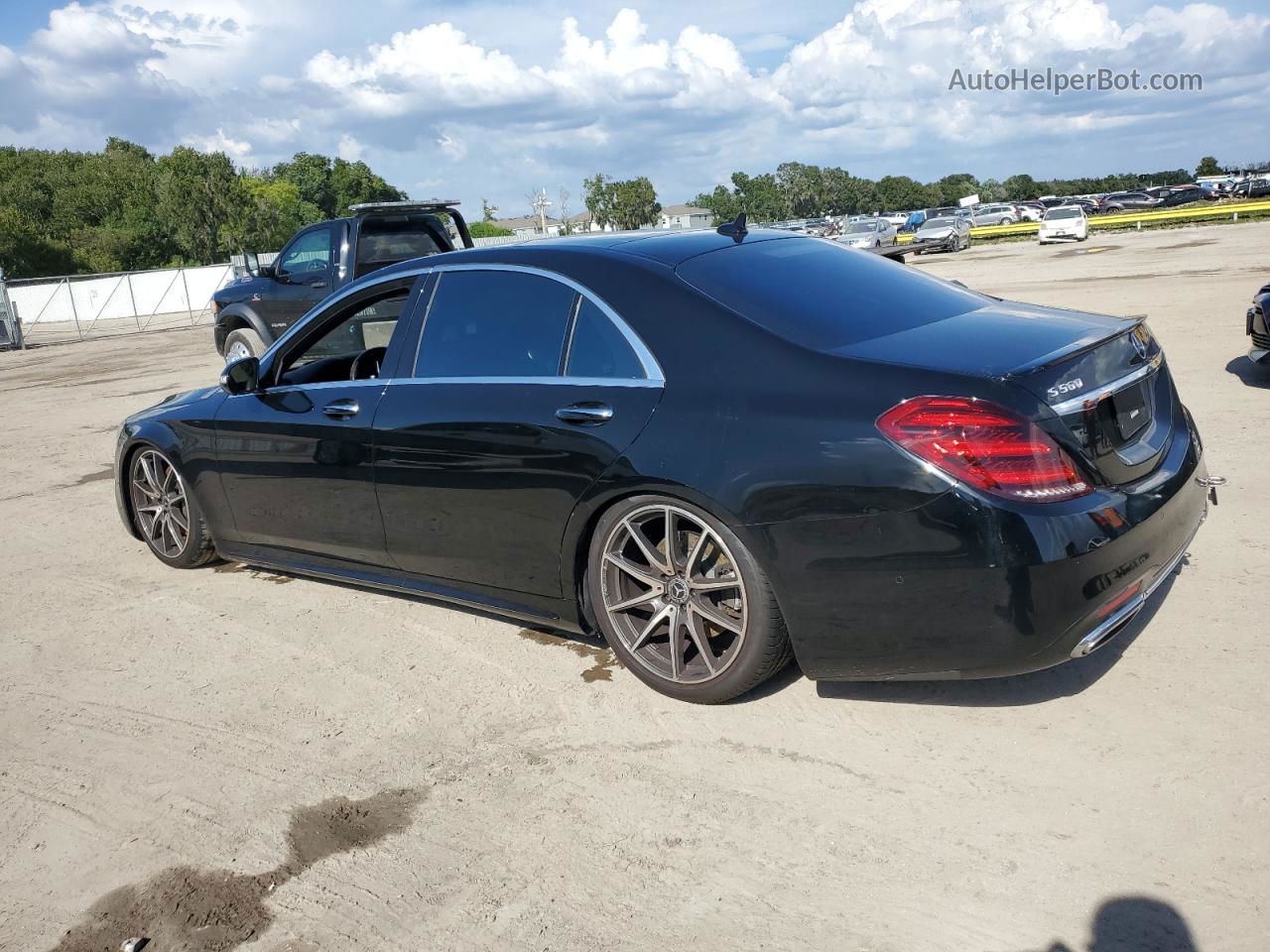 2019 Mercedes-benz S 560 Черный vin: WDDUG8DBXKA425445