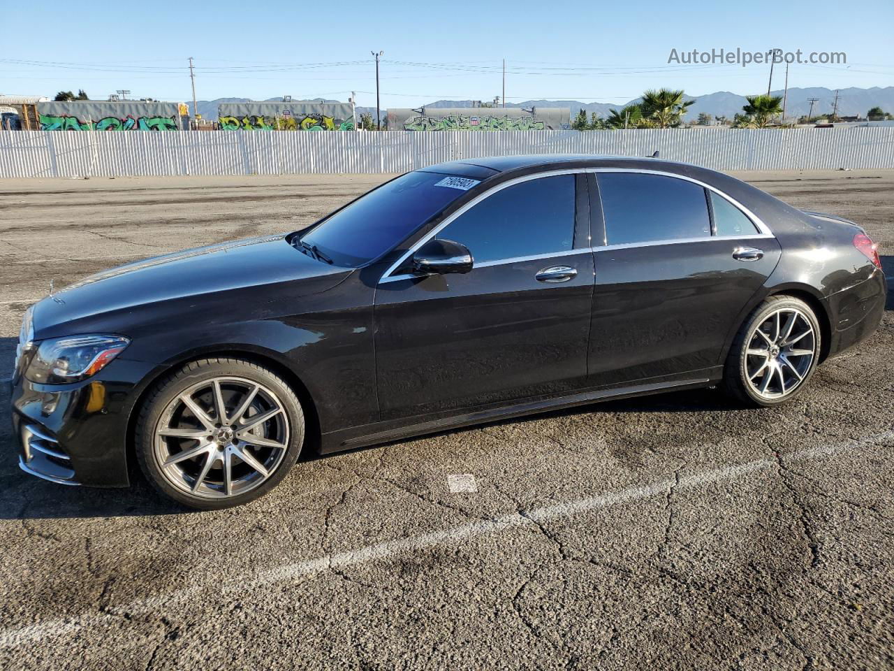 2019 Mercedes-benz S 560 Черный vin: WDDUG8DBXKA430080