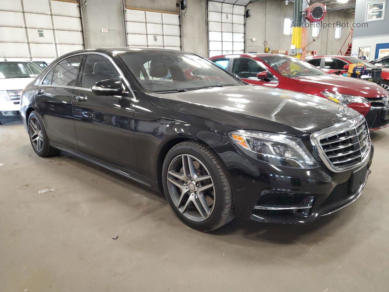 2015 Mercedes-benz S 550 4matic Черный vin: WDDUG8FB4FA110210