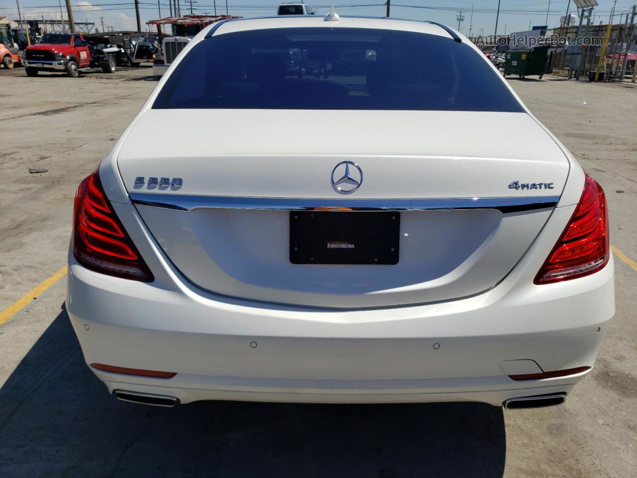 2015 Mercedes-benz S 550 4matic Белый vin: WDDUG8FB7FA166044