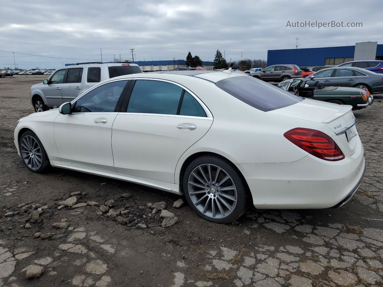 2015 Mercedes-benz S 550 4matic Белый vin: WDDUG8FB9FA135216