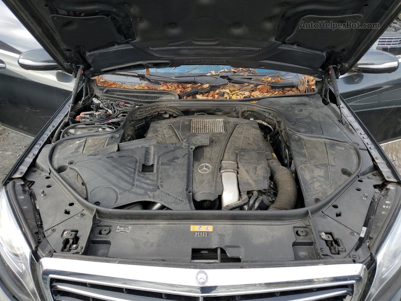 2015 Mercedes-benz S 550 4matic Черный vin: WDDUG8FBXFA101186