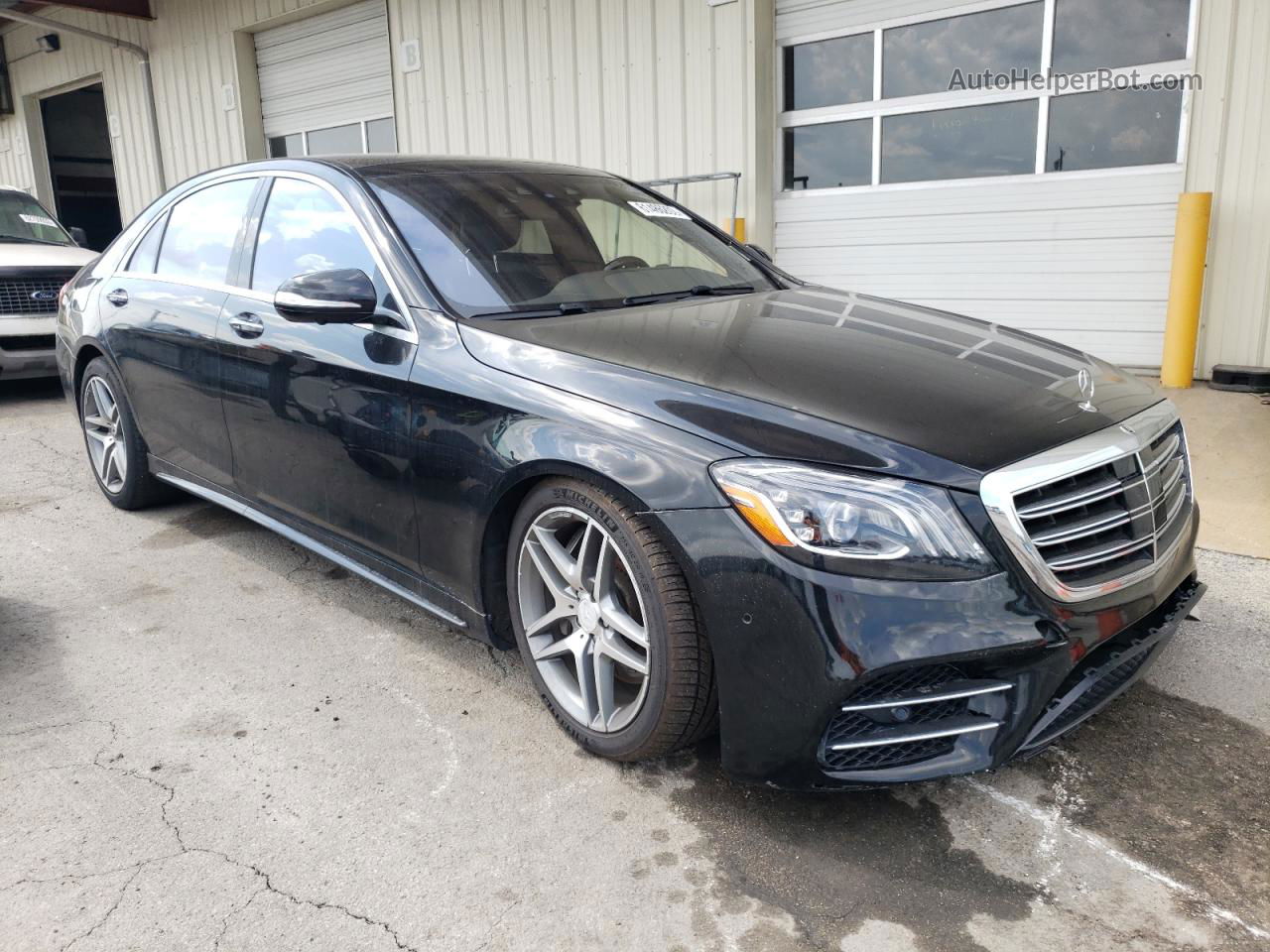 2019 Mercedes-benz S 560 4matic Черный vin: WDDUG8GB1KA443117