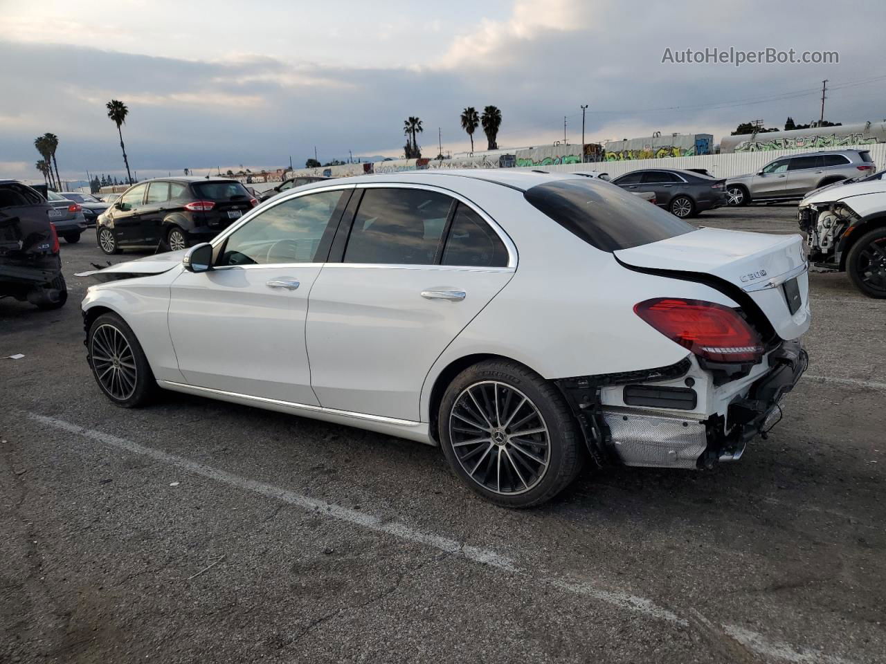 2019 Mercedes-benz C 300 Белый vin: WDDWF8DB5KR457958