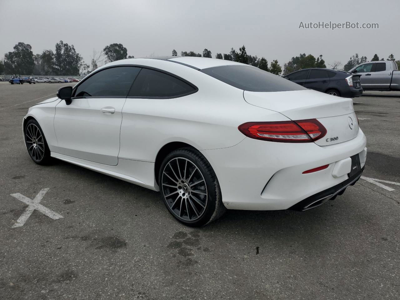 2019 Mercedes-benz C 300 White vin: WDDWJ8DB3KF826865