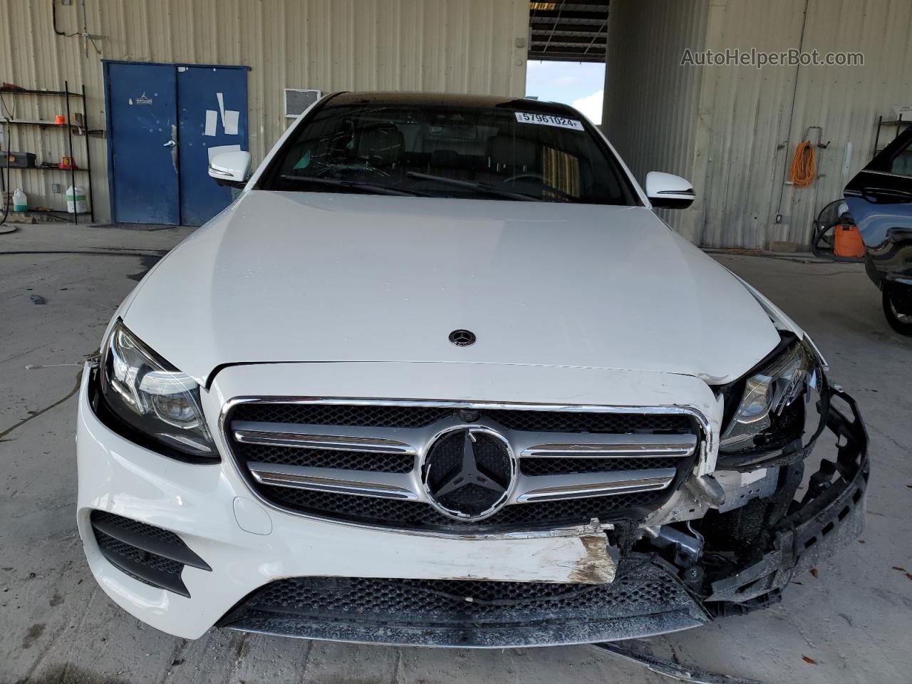 2019 Mercedes-benz E 300 White vin: WDDZF4JB0KA561010