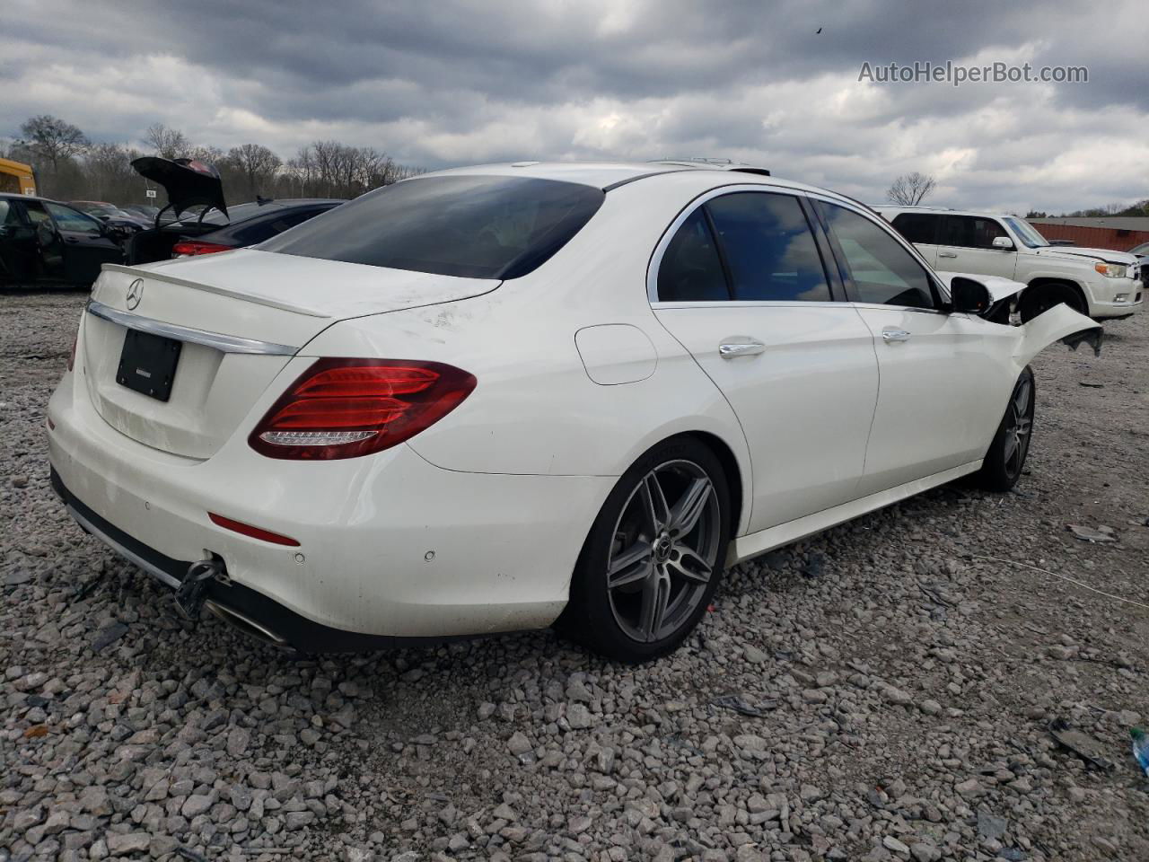 2019 Mercedes-benz E 300 Белый vin: WDDZF4JB0KA605927