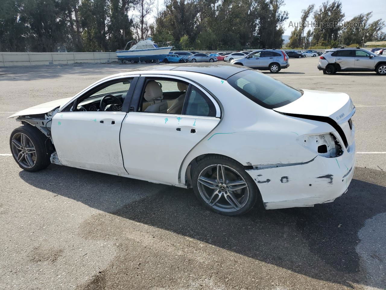 2019 Mercedes-benz E 300 White vin: WDDZF4JB1KA508803