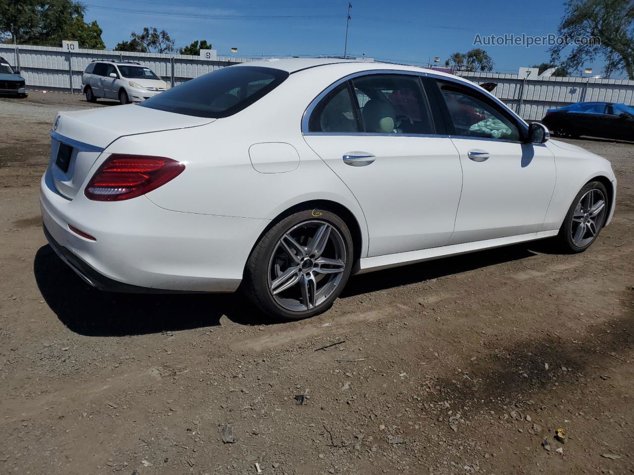 2019 Mercedes-benz E 300 Белый vin: WDDZF4JB1KA630285