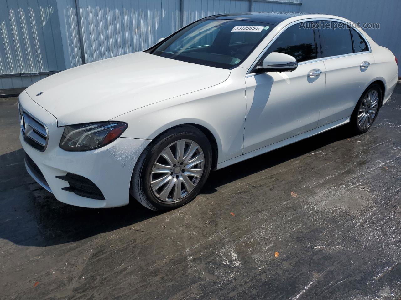 2019 Mercedes-benz E 300 White vin: WDDZF4JB2KA488819