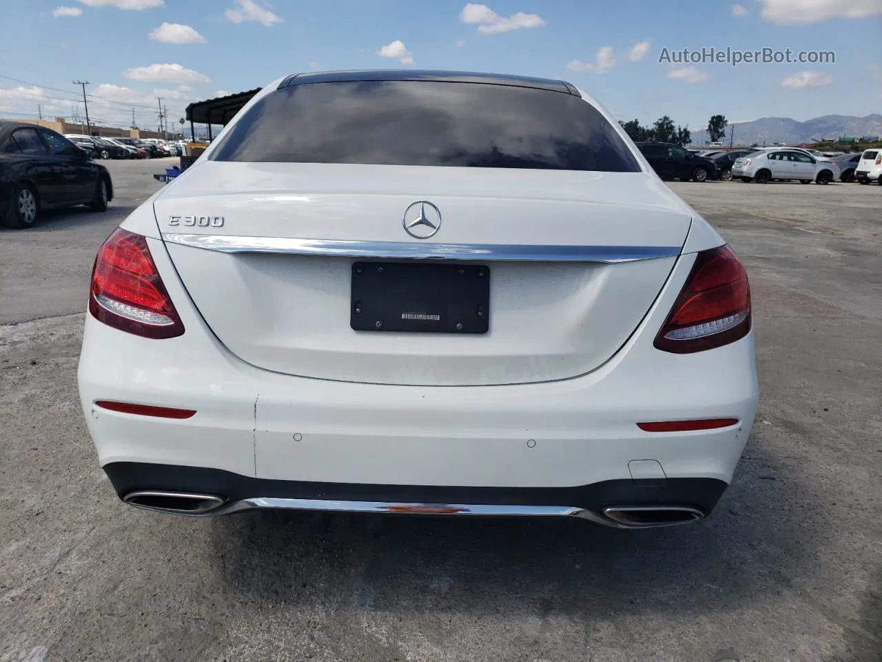 2019 Mercedes-benz E 300 White vin: WDDZF4JB2KA633132