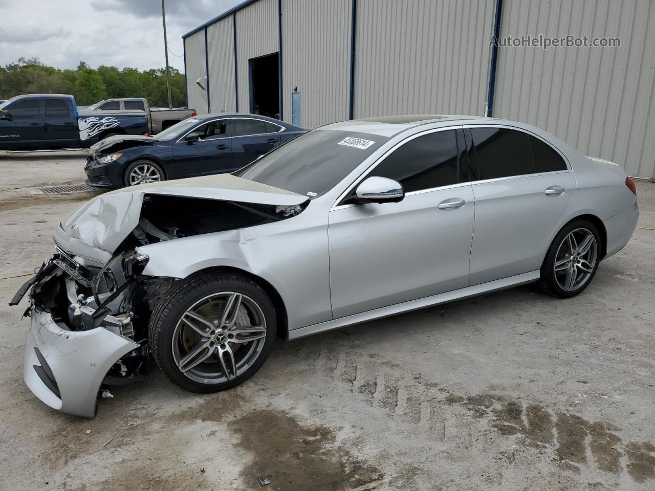 2019 Mercedes-benz E 300 Silver vin: WDDZF4JB5KA563187