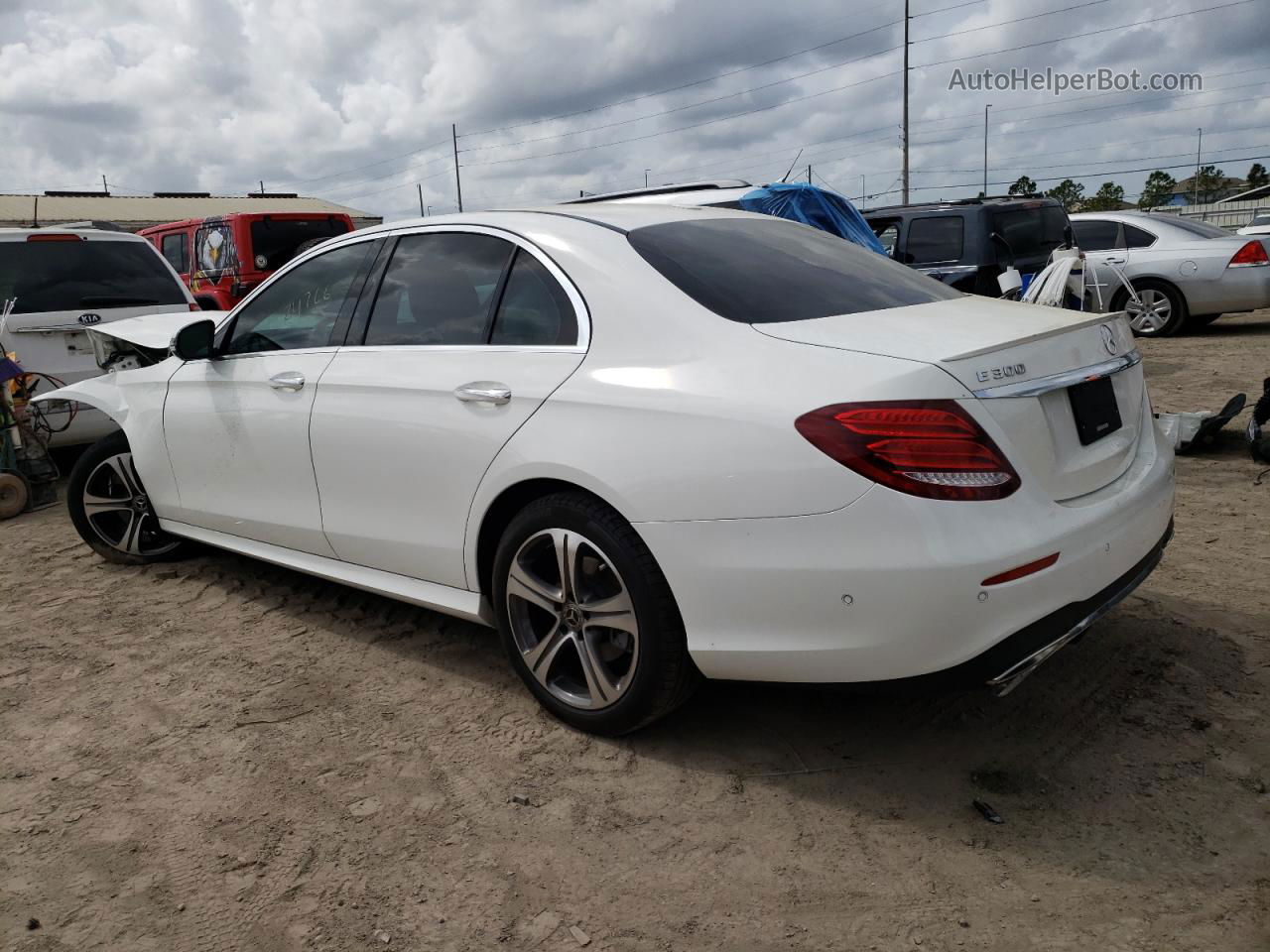 2019 Mercedes-benz E 300 White vin: WDDZF4JB6KA625910