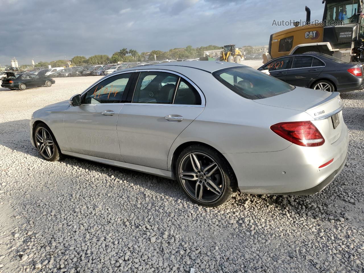 2019 Mercedes-benz E 300 Silver vin: WDDZF4JB8KA516252