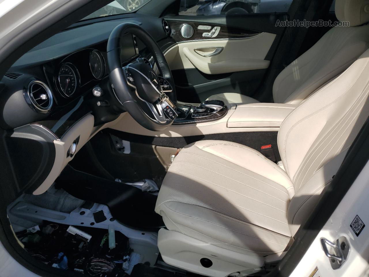 2019 Mercedes-benz E 300 White vin: WDDZF4JB8KA584650