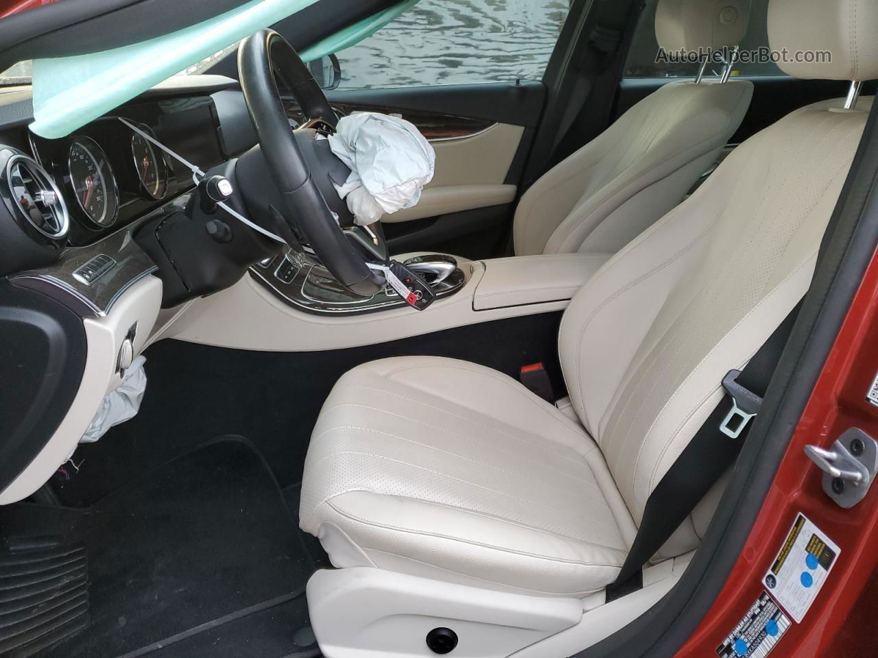 2019 Mercedes-benz E 300 Red vin: WDDZF4JBXKA504930