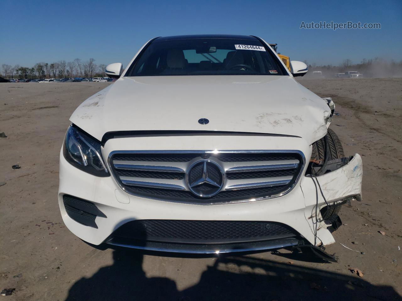 2019 Mercedes-benz E 300 4matic Белый vin: WDDZF4KB0KA649926