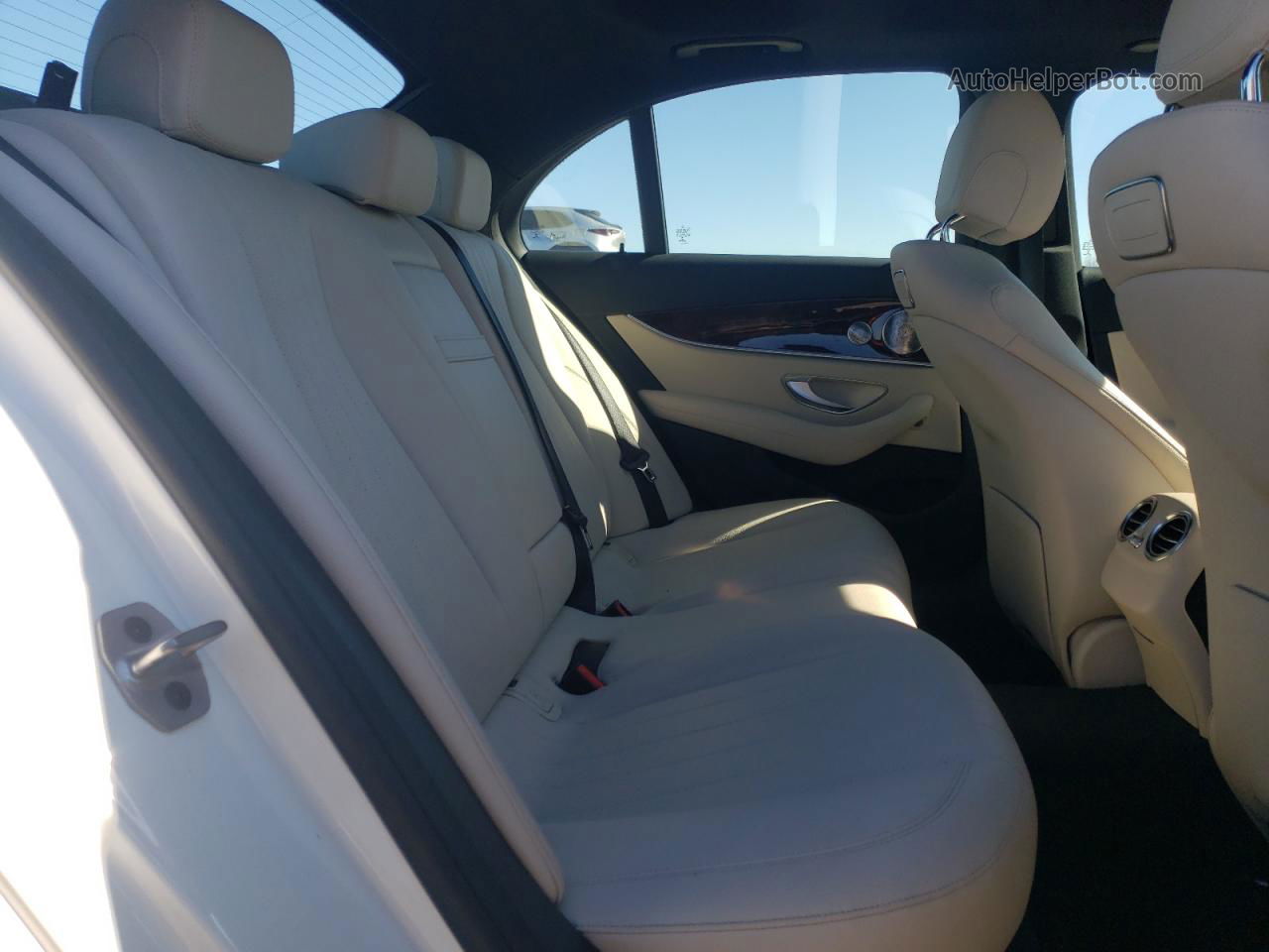 2019 Mercedes-benz E 300 4matic White vin: WDDZF4KB0KA649926