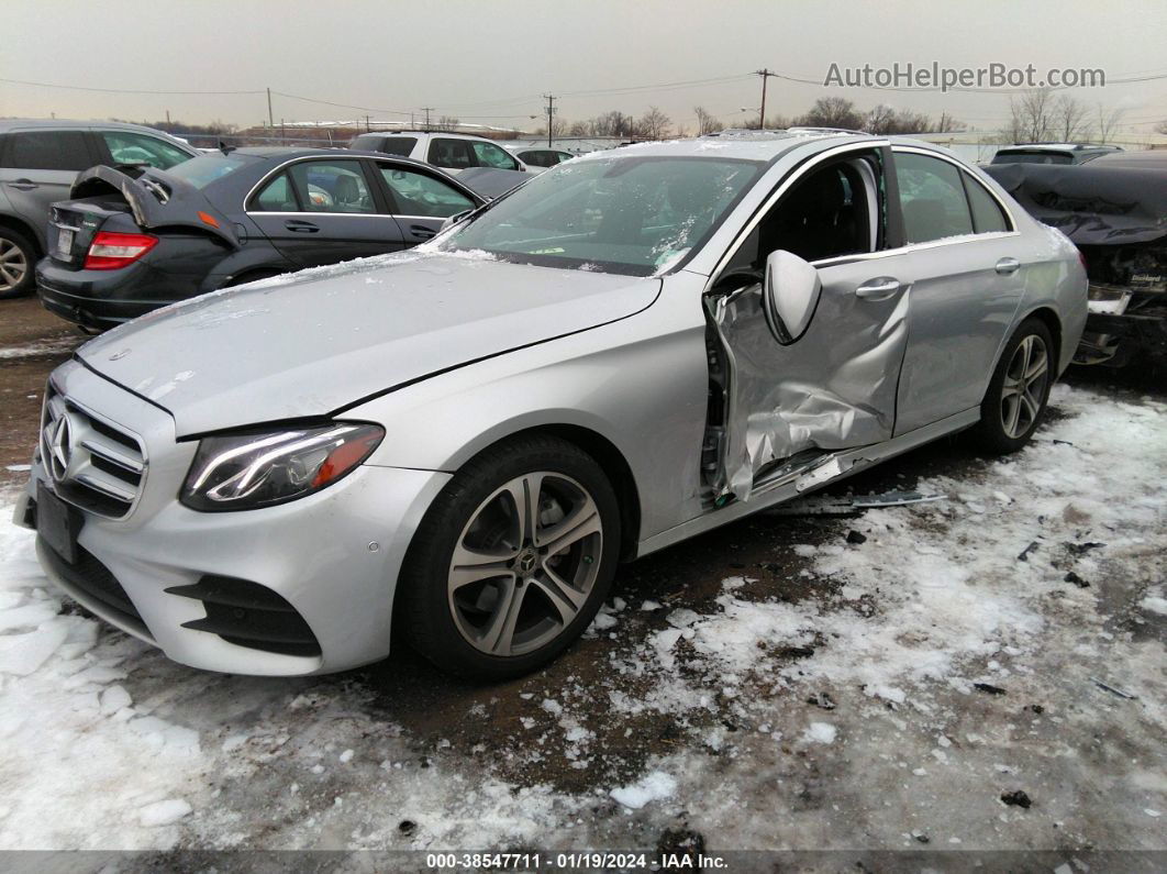 2019 Mercedes-benz E 300 4matic Серебряный vin: WDDZF4KB2KA506542