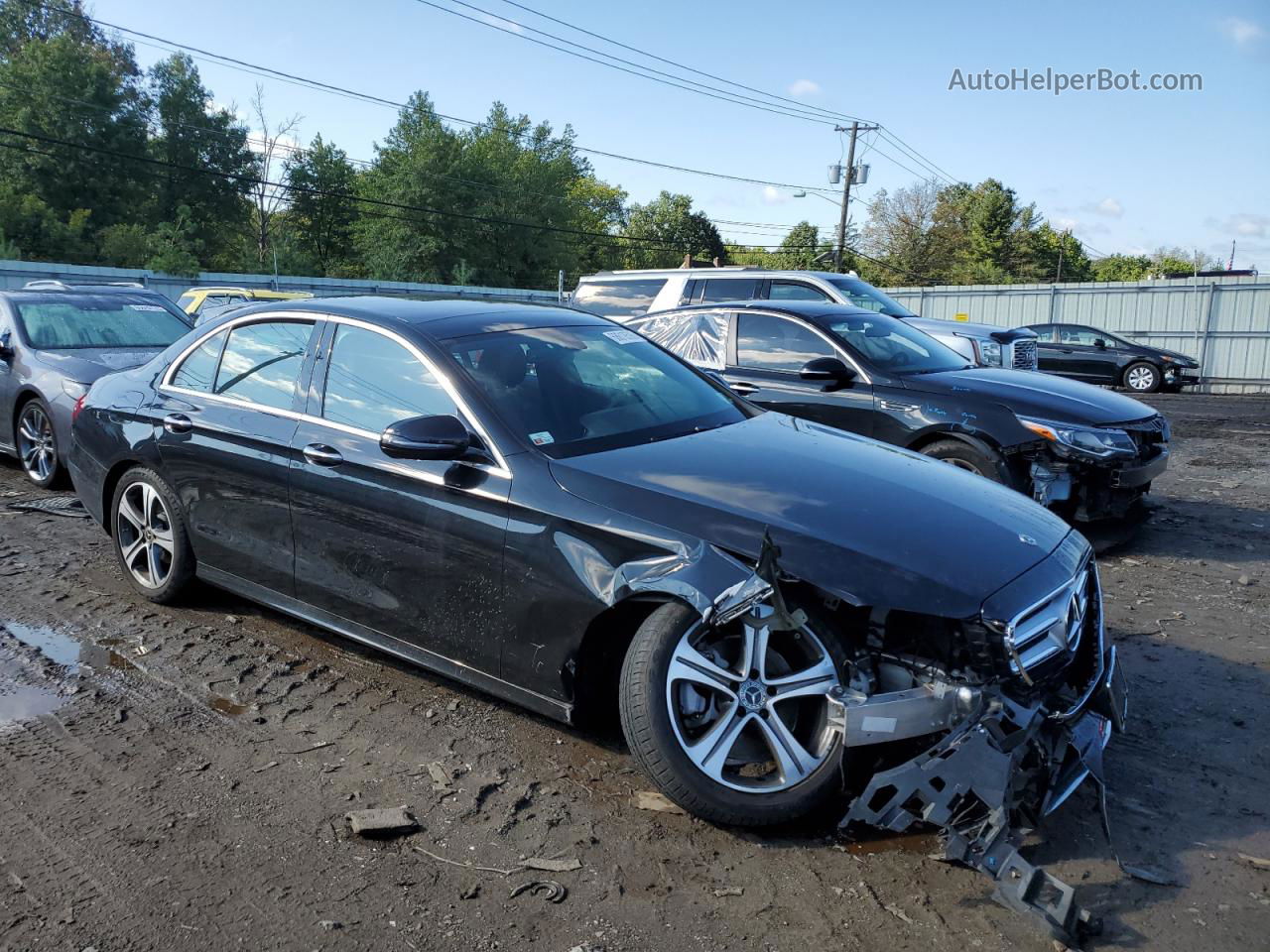 2019 Mercedes-benz E 300 4matic Черный vin: WDDZF4KB4KA506588