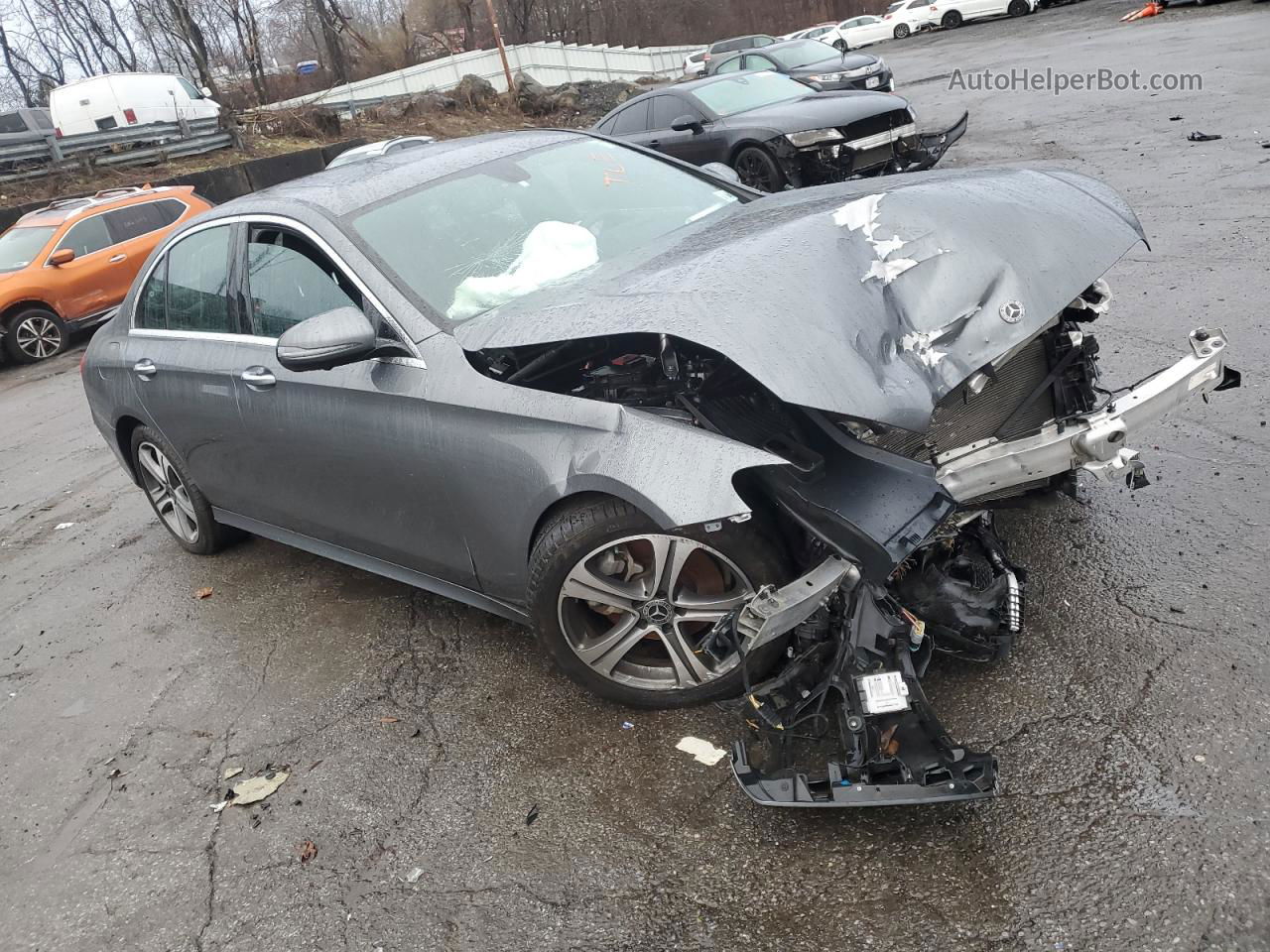 2019 Mercedes-benz E 300 4matic Silver vin: WDDZF4KB4KA593375