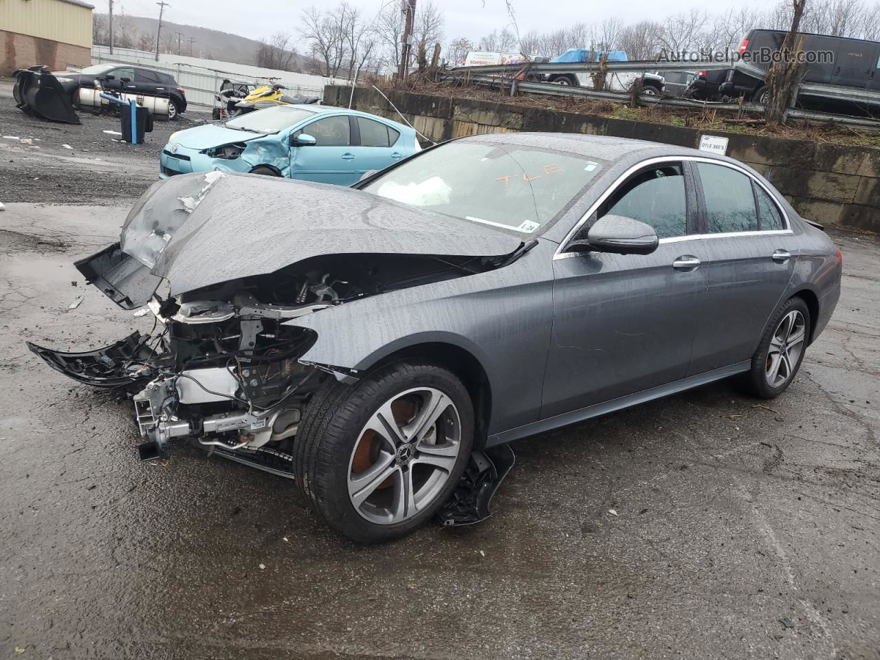 2019 Mercedes-benz E 300 4matic Silver vin: WDDZF4KB4KA593375