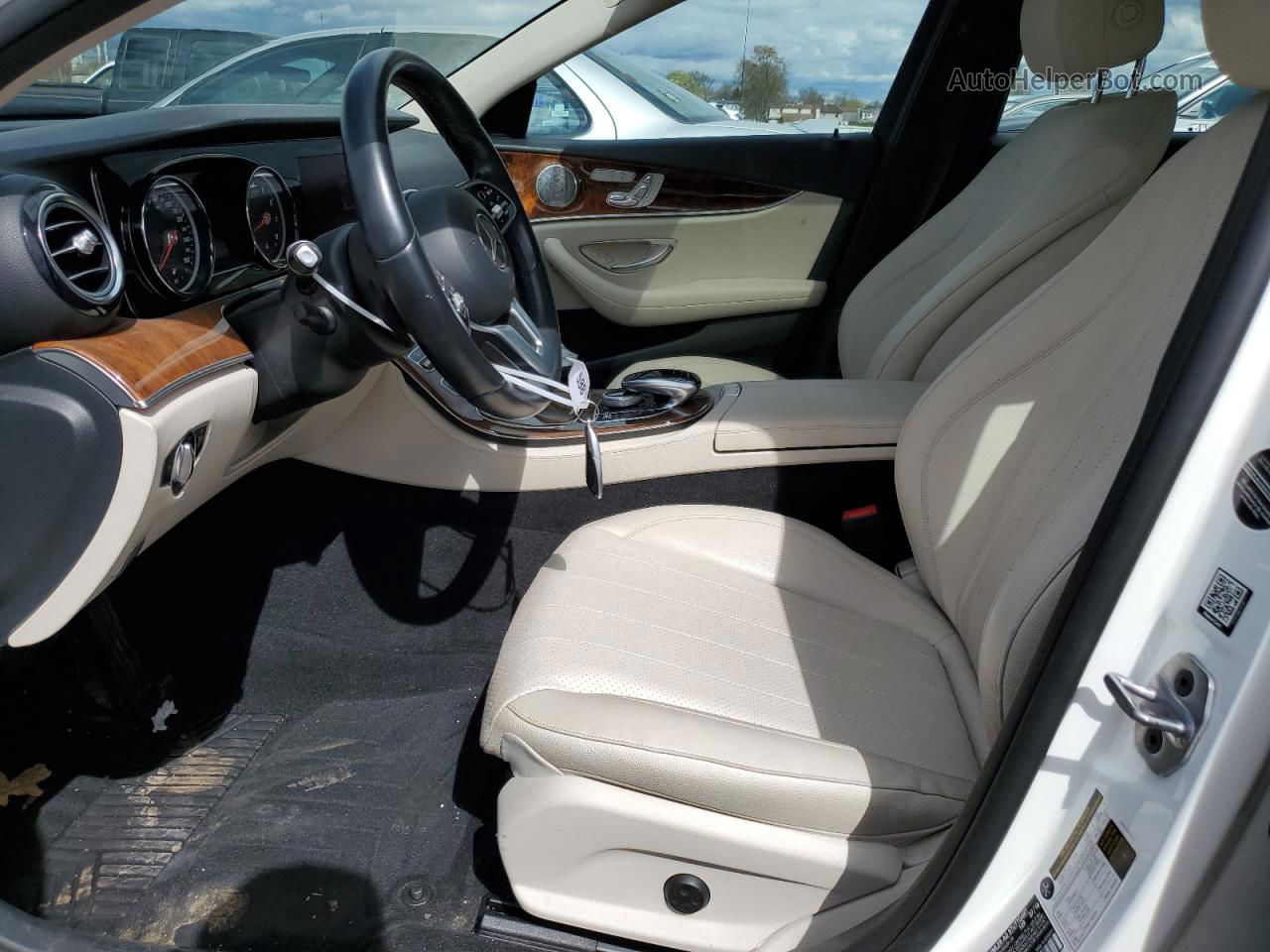 2019 Mercedes-benz E 300 4matic White vin: WDDZF4KB6KA512733