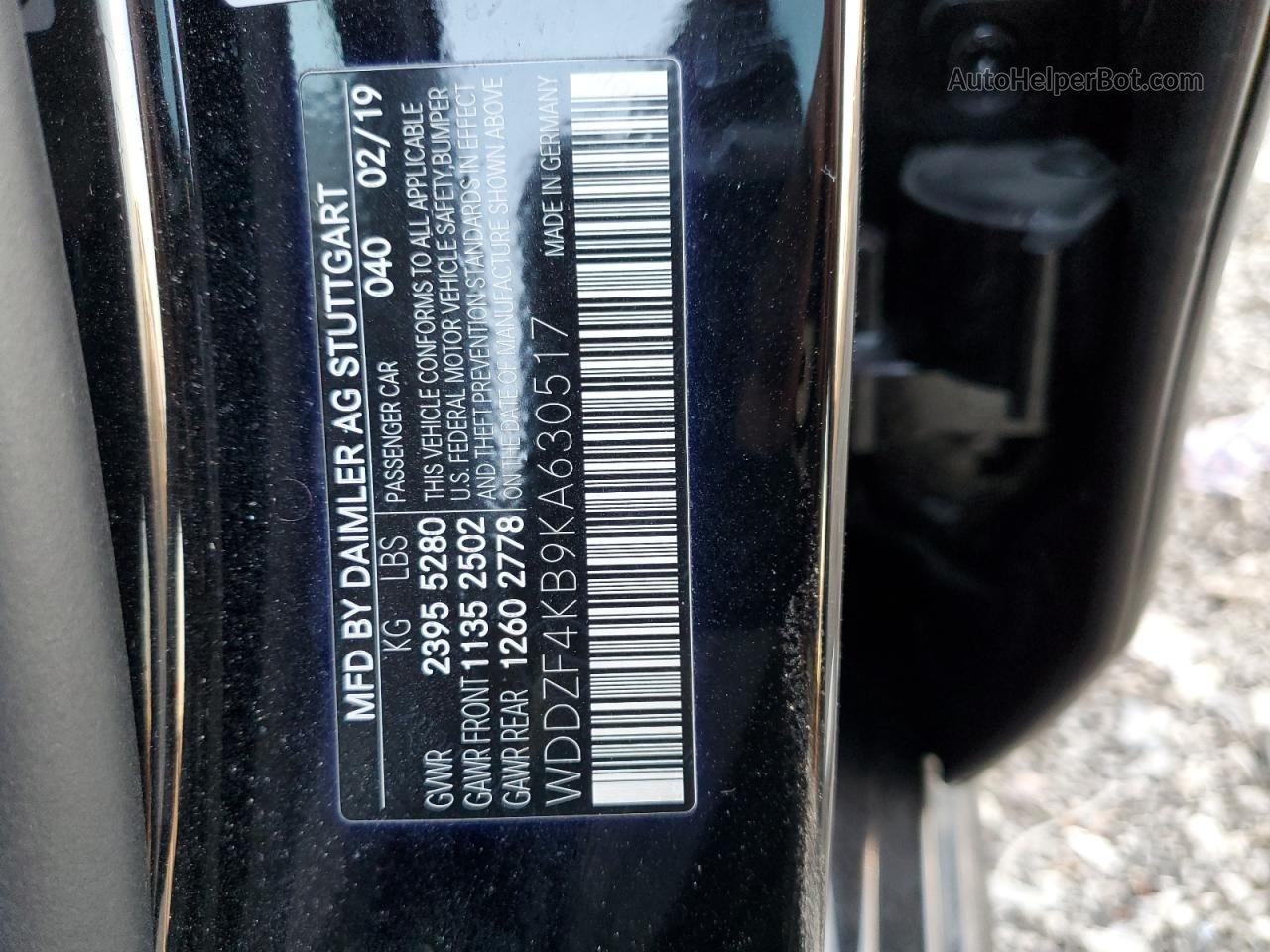 2019 Mercedes-benz E 300 4matic Черный vin: WDDZF4KB9KA630517