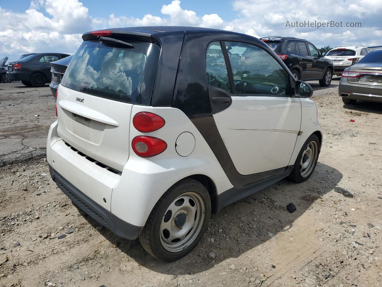 2014 Smart Fortwo Pure Белый vin: WMEEJ3BA1EK739997