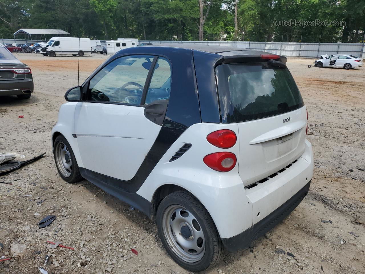 2014 Smart Fortwo Pure Белый vin: WMEEJ3BA1EK739997