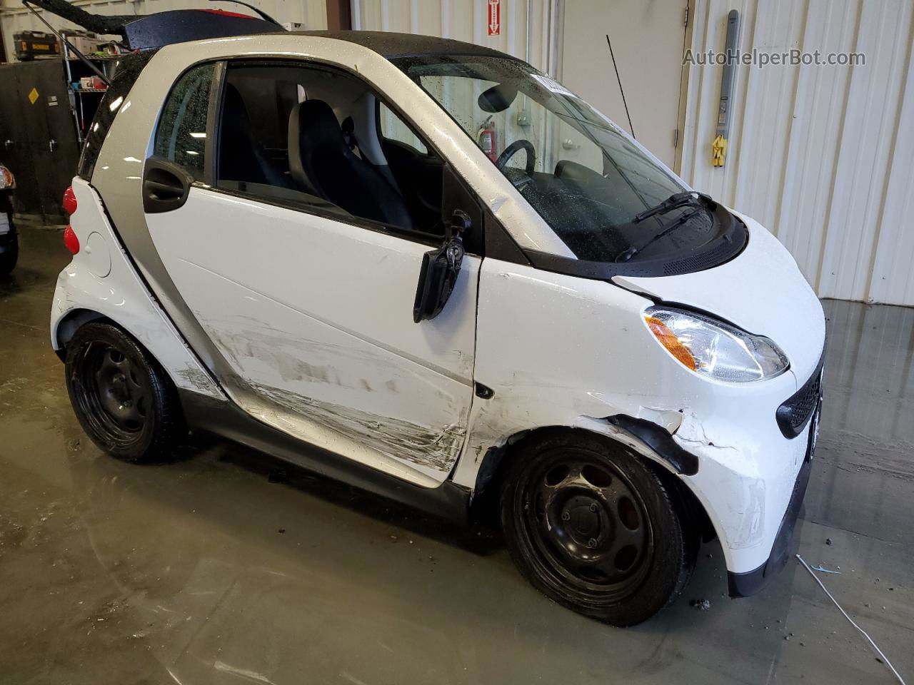 2014 Smart Fortwo Pure Белый vin: WMEEJ3BA2EK748241