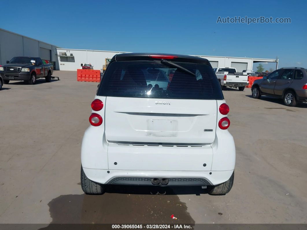 2014 Smart Fortwo Passion/pure White vin: WMEEJ3BA4EK747527