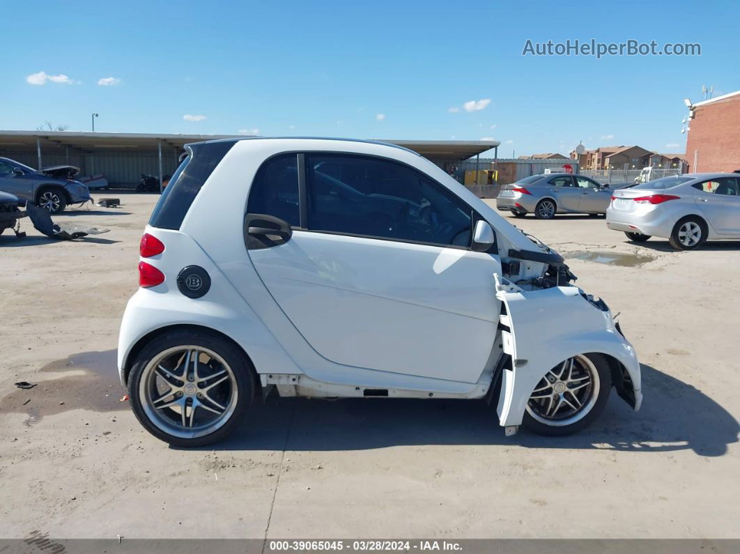 2014 Smart Fortwo Passion/pure White vin: WMEEJ3BA4EK747527