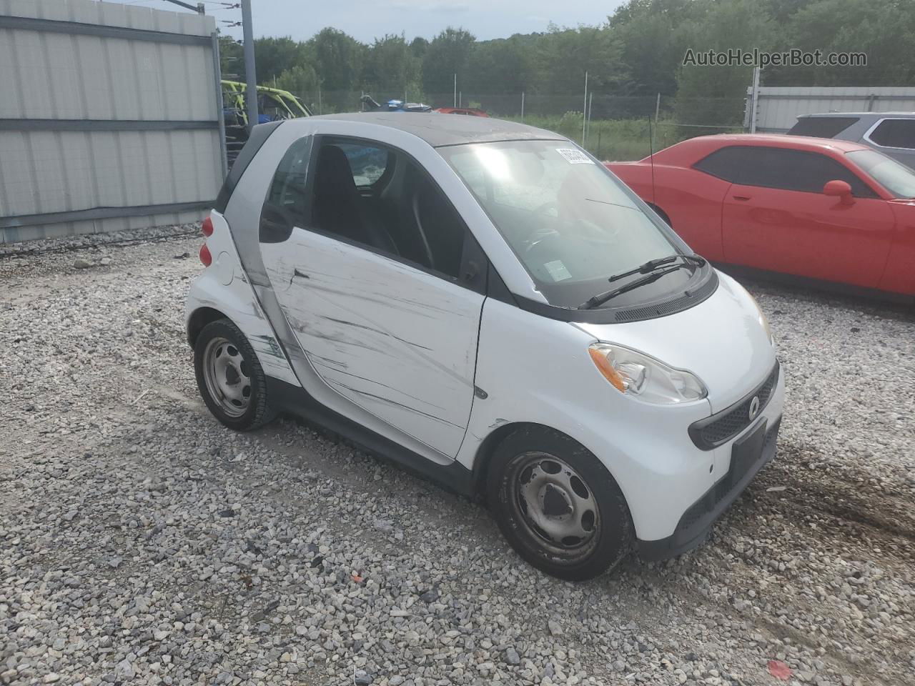 2014 Smart Fortwo Pure White vin: WMEEJ3BA8EK762953