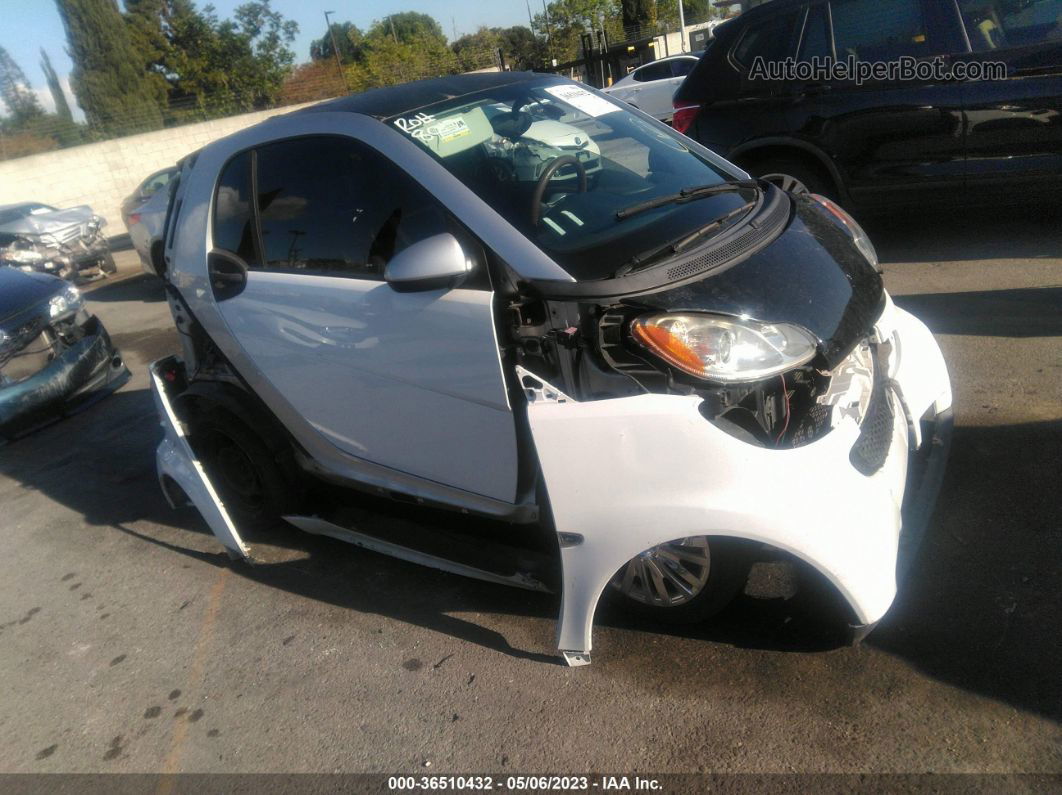 2014 Smart Fortwo Pure/passion White vin: WMEEJ3BA8EK778067