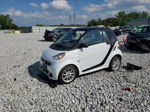 2014 Smart Fortwo  Белый vin: WMEEJ9AA1EK773555