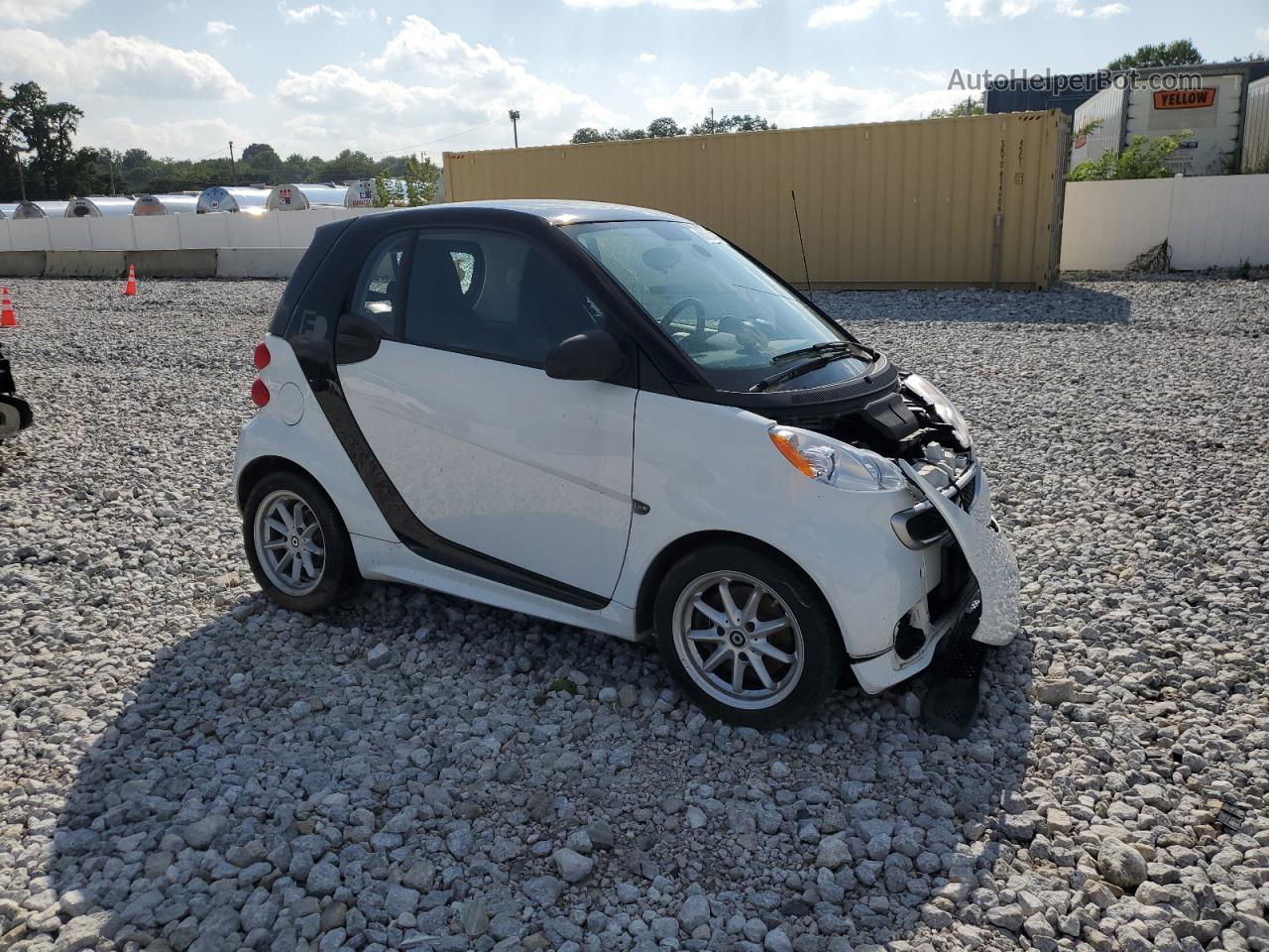 2014 Smart Fortwo  White vin: WMEEJ9AA1EK773555