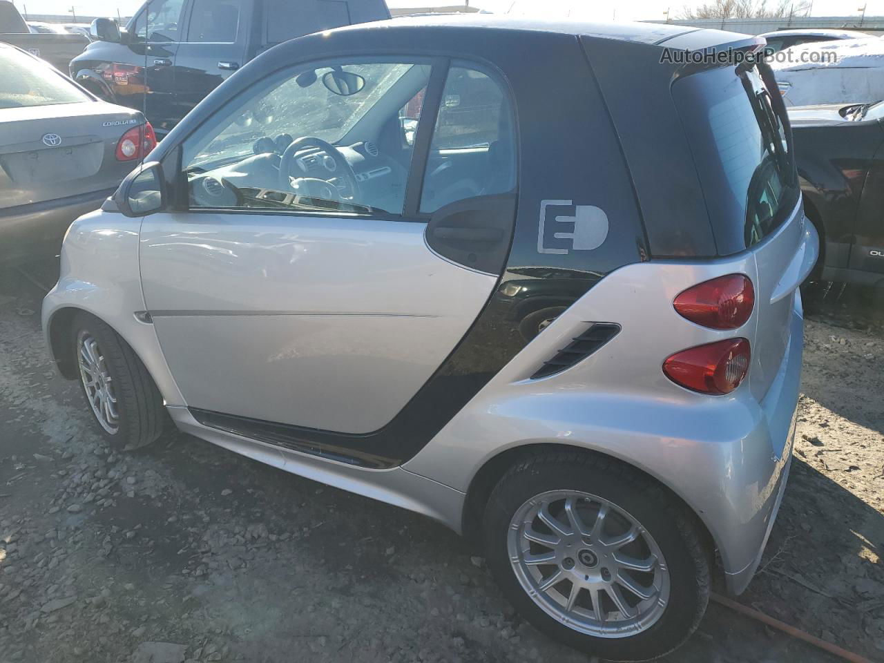 2014 Smart Fortwo  Silver vin: WMEEJ9AA2EK729841