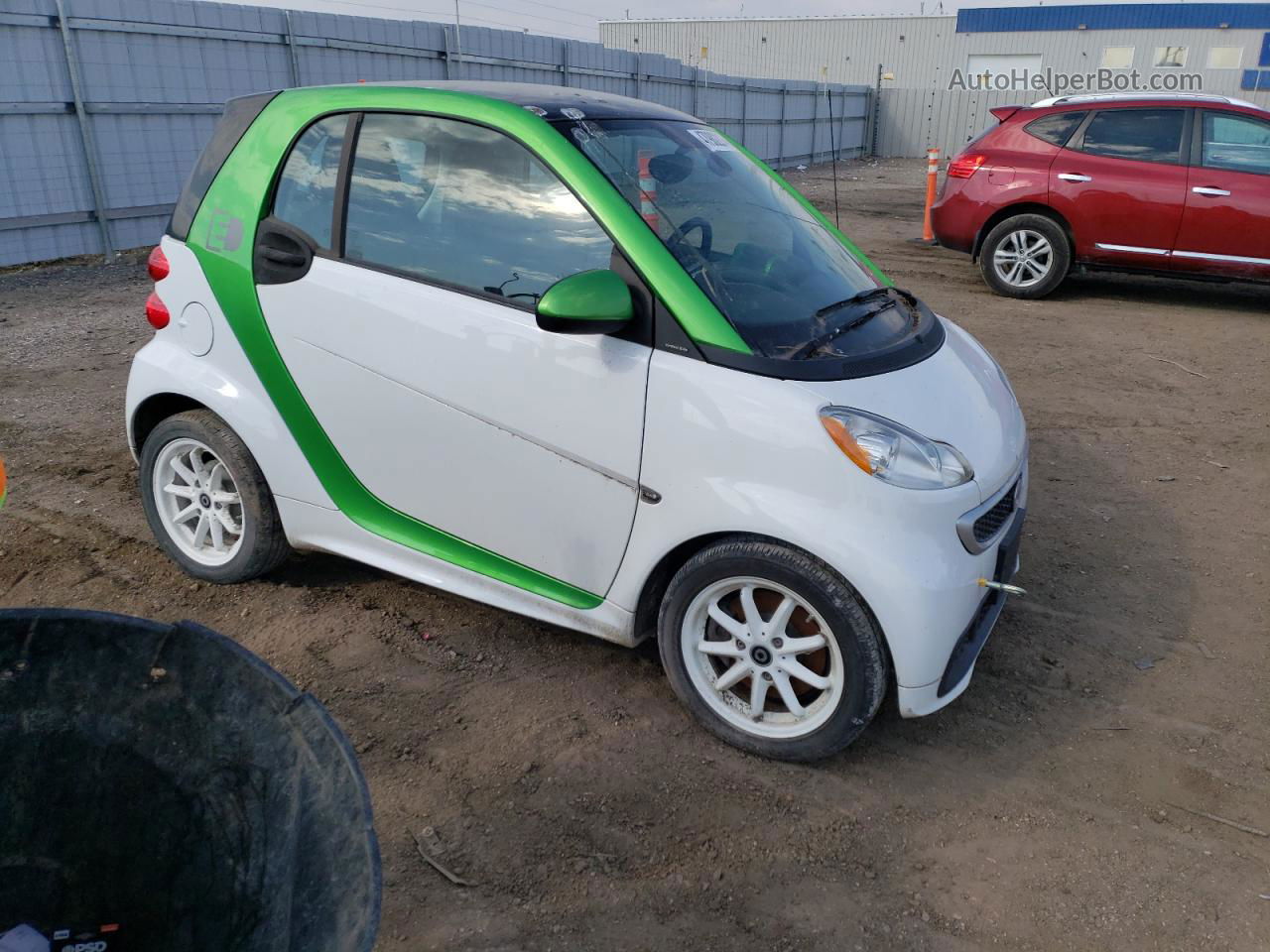 2014 Smart Fortwo  Двухцветный vin: WMEEJ9AA2EK732156