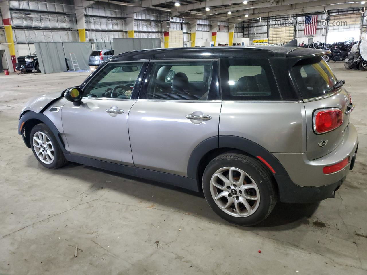 2018 Mini Cooper Clubman Tan vin: WMWLN5C51J2E34548