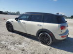 2018 Mini Cooper Clubman Кремовый vin: WMWLN5C54J2E34589