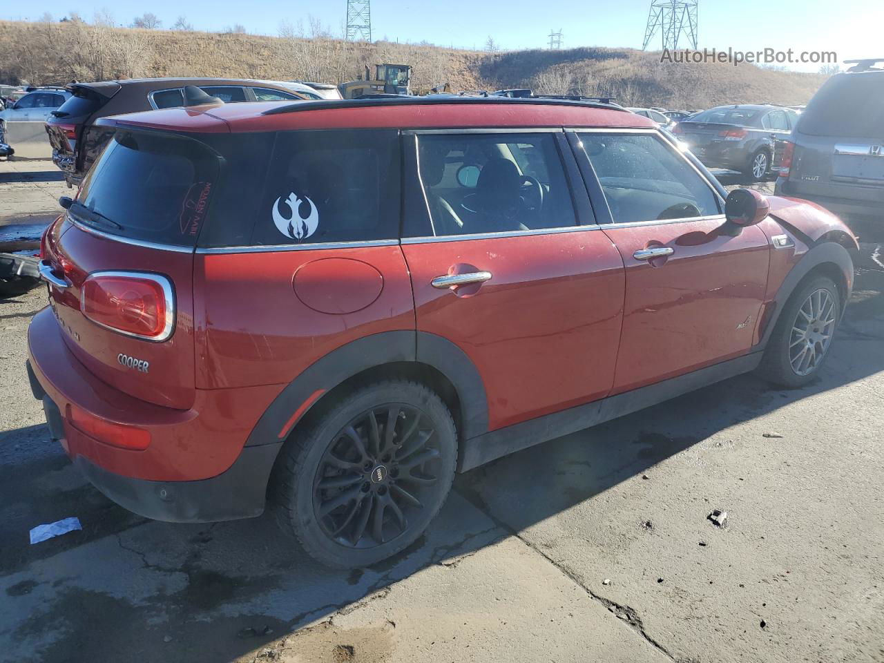 2018 Mini Cooper Clubman All4 Red vin: WMWLU1C52J2F29292