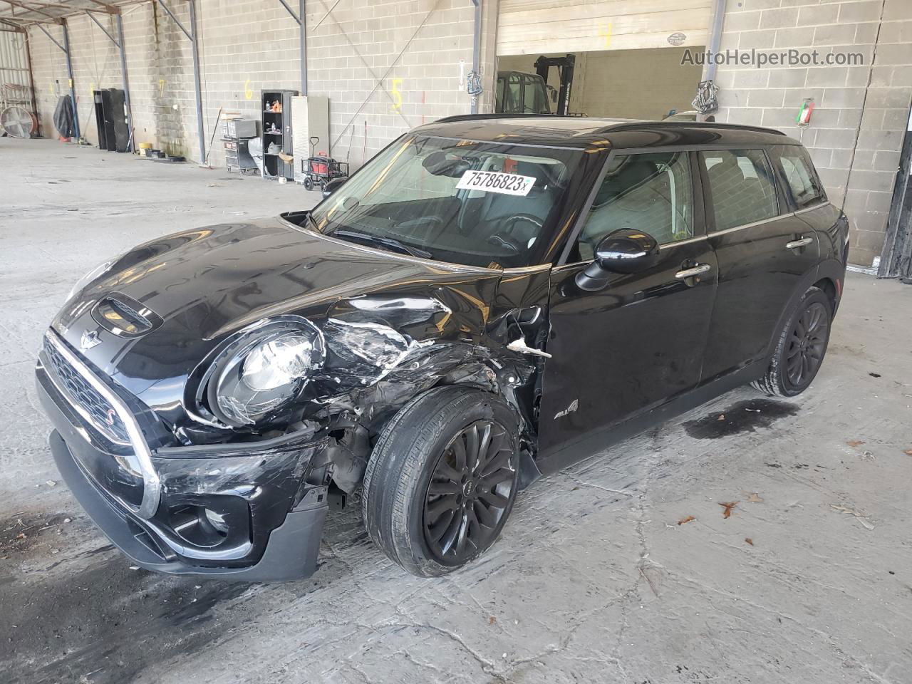 2018 Mini Cooper S Clubman All4 Черный vin: WMWLU5C58J2G03404