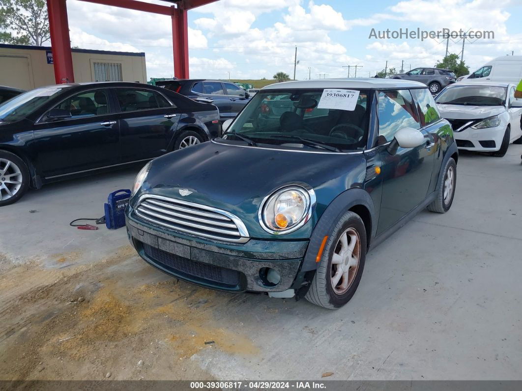 2007 Mini Cooper   Green vin: WMWMF33517TT51322