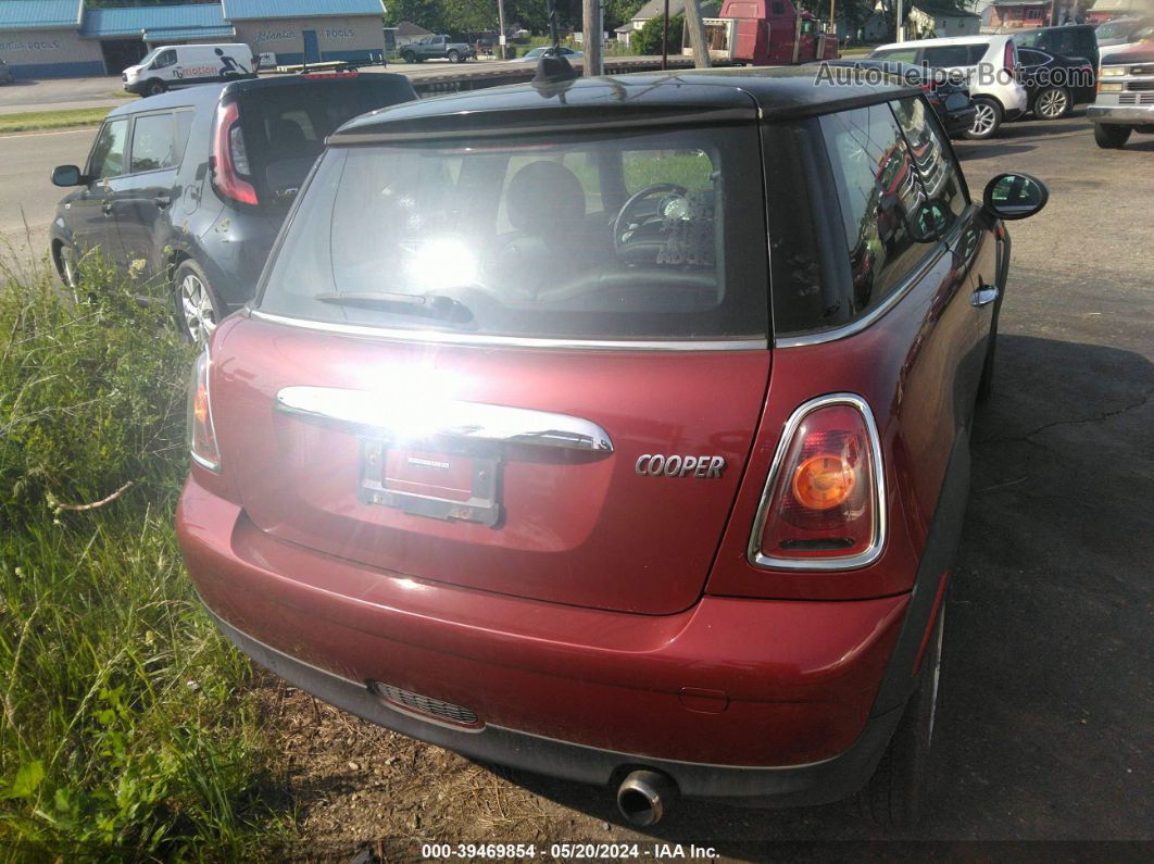 2007 Mini Cooper   Maroon vin: WMWMF33517TT53782