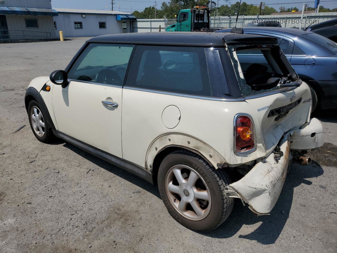 2007 Mini Cooper  Beige vin: WMWMF33517TT56729